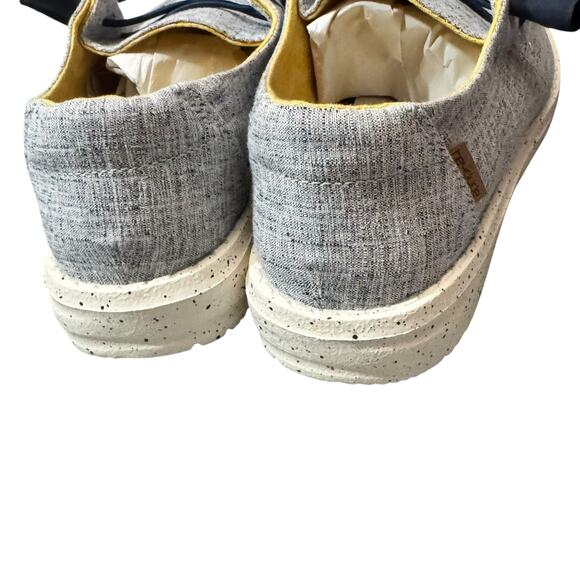 B2. Hey Dude Women's Wendy Chambray Lace-Up Loafer Size 7 - Picture 8 of 12